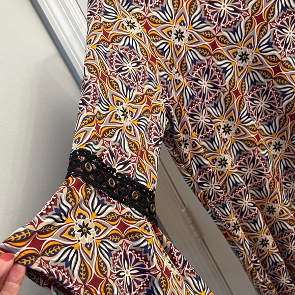 Multicolor Geometric Pattern Dress - Picture 4 of 6